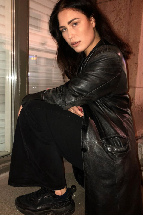 Haga clic en la foto para ver la ropa con cuero con el efecto de 10 H&M talla 50 y mayor. Haga clic en la foto para ver la ropa con cuero con el efecto de 10 H&M talla 50 y mayor.