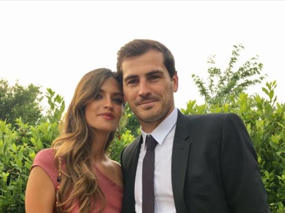 La historia de amor de Sarah Carbaner e Iker Casillas en imágenes: de un beso sudafricano a una (posible) ruptura