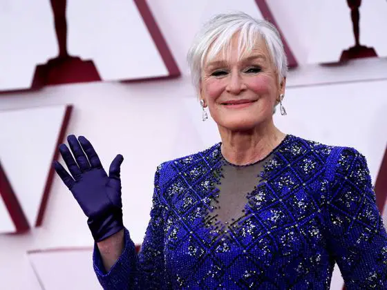 Descubre las grandes mujeres que debes recordar a lo largo de la historia de los Oscar.