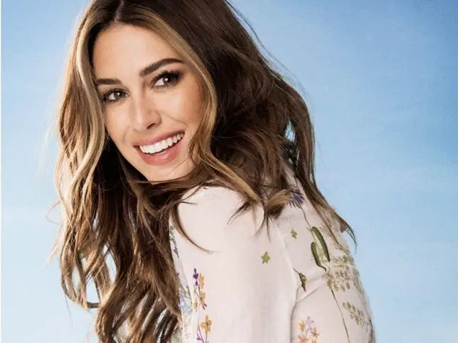 Blanca Suarez arrasa en Instagram con el vestido midi floral
