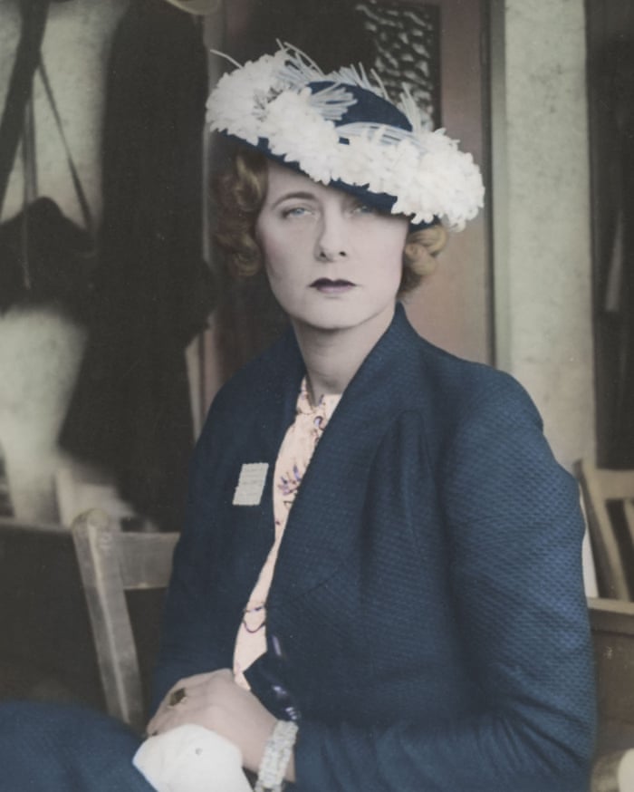 Doris Delevin en la década de 1930. Doris Delevin en la década de 1930.