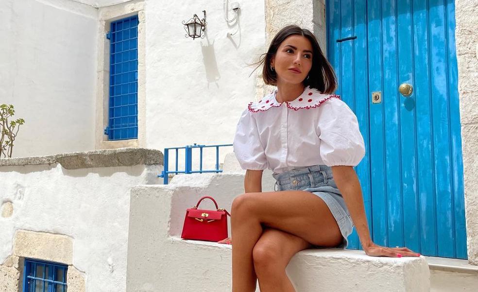Tenemos una camisa blanca que te reconciliara con los shorts