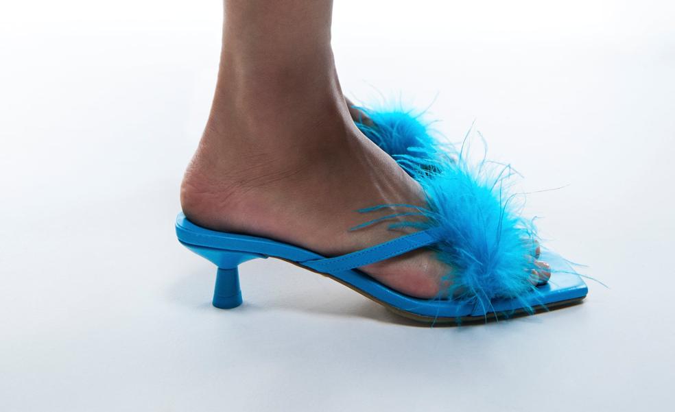Zara tiene un clon de sandalias de lujo virales que