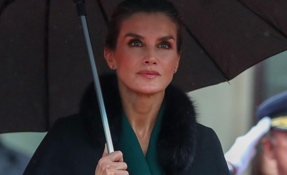 La capa que llevo la reina Letizia en Croacia con