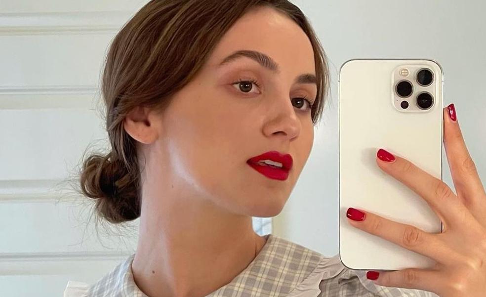 Principal Inicio 103 Lapiz de cejas y Gel fijador dos de los superventas