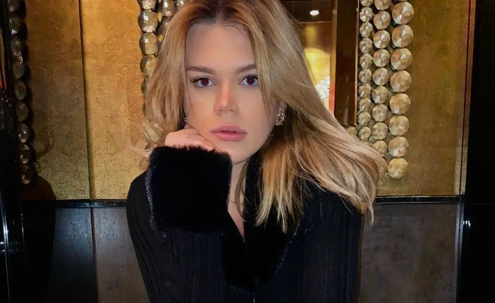 Camilla Gottlieb hija de Estefania de Monaco tiene la chaqueta