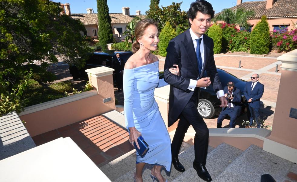 1683051249 Confianza de Alvaro Castilleho su relacion con su tia Isabelle