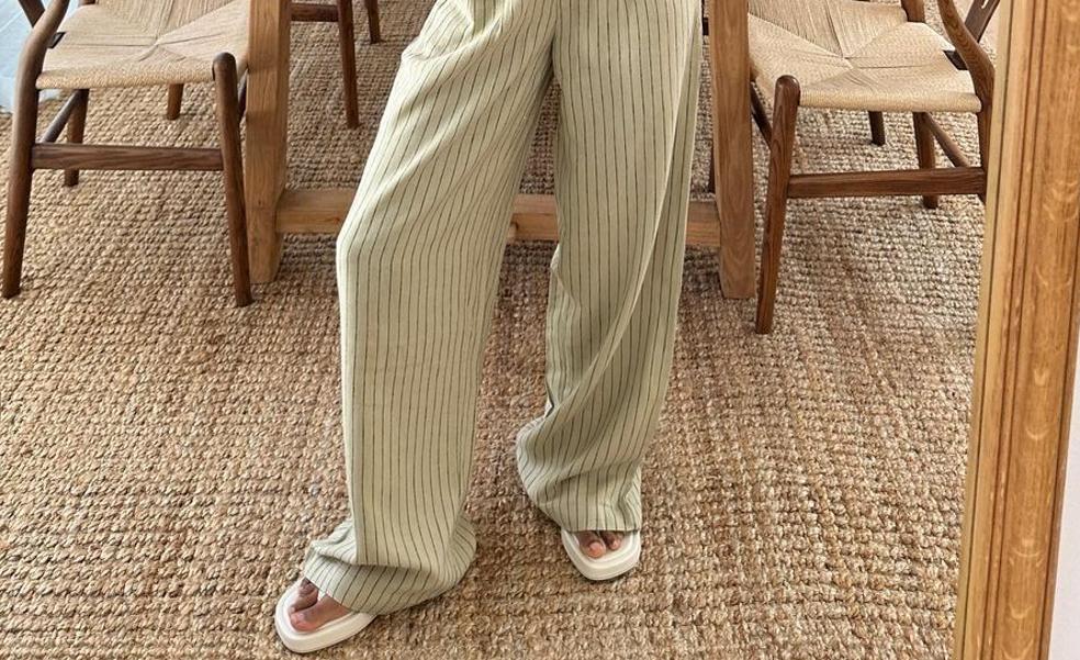 1683688447 Las sandalias doradas de Mango Outlet seran tu mejor inversion