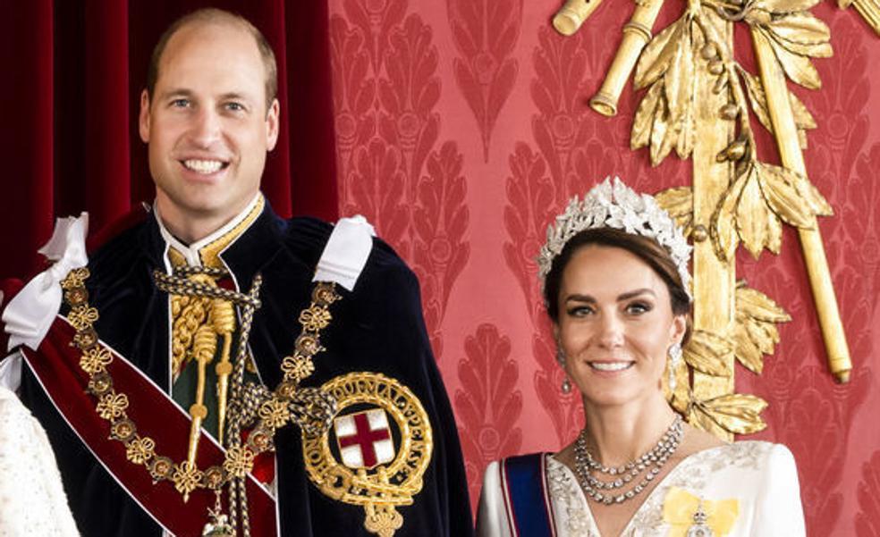 Por que Kate Middleton no uso un collar de feston