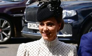 Elegante Vista Kate Middleton a la semana Victoria Peaces que