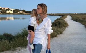 Noticias de la Semana de Perfua camisas blancas vestidos modelo