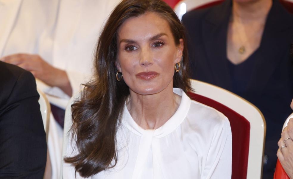Premiere Queen Letizia en Murcia Perfect Sailor Pants for Spring